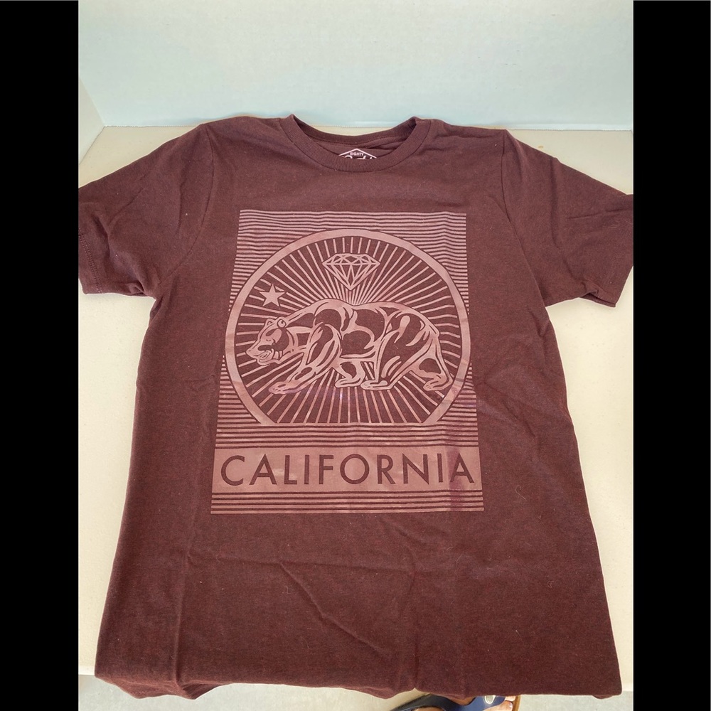 Boys 10/12 Eighty Eight California Tee Shirt NWOT